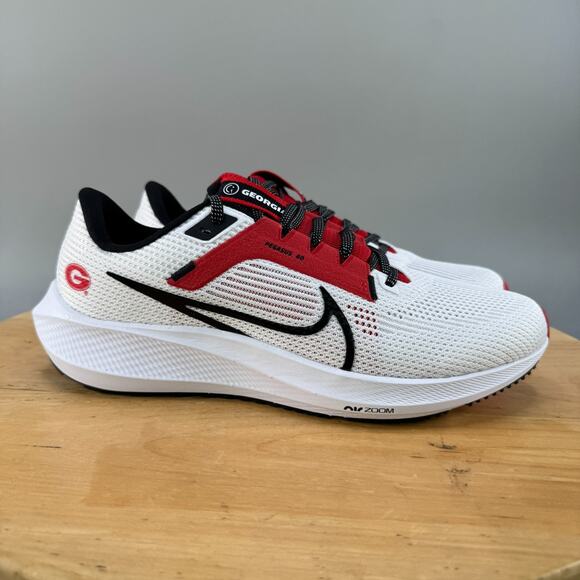 Nike Pegasus 40 'UGA Georgia Bulldogs' Men's Size 9 Shoes Road Running NEW - Picture 1 of 9